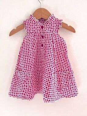 4/$20💥Pockets! Collared Sleeveless Swing Dress, Buttons, Magenta Circle Gingham